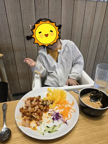 샤브20 대구동구점 식사중인 아이