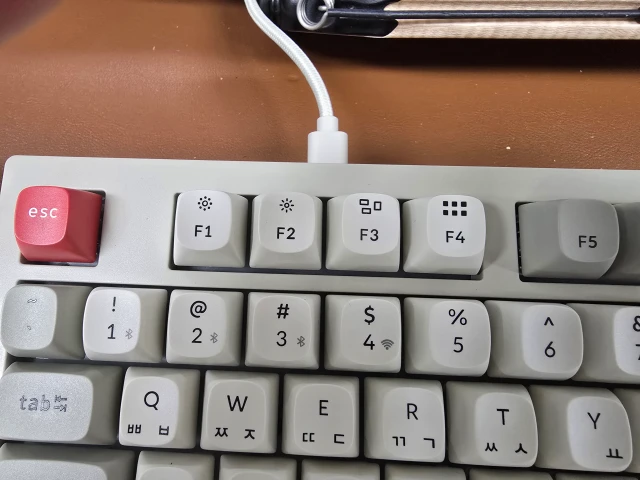 키크론 K10 PRO SE2 키보드 C타입 케이블 연결