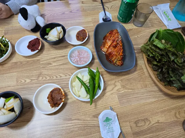 서울보쌈 밑반찬